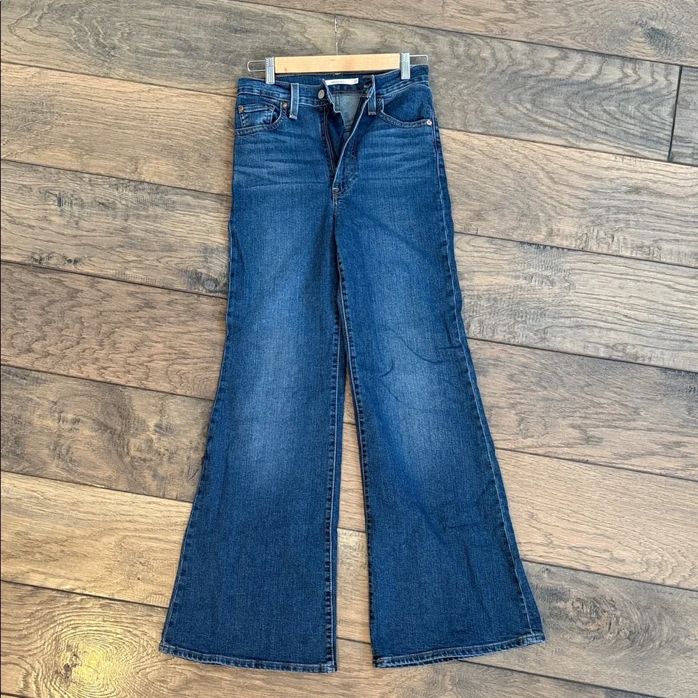 Stylish Indigo Wide Leg Jeans for Women - Picture 1 of 3